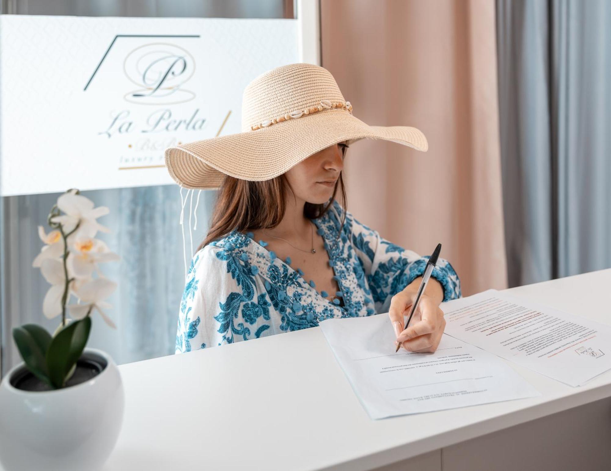 La Perla Luxury Rooms อันกรี ภายนอก รูปภาพ